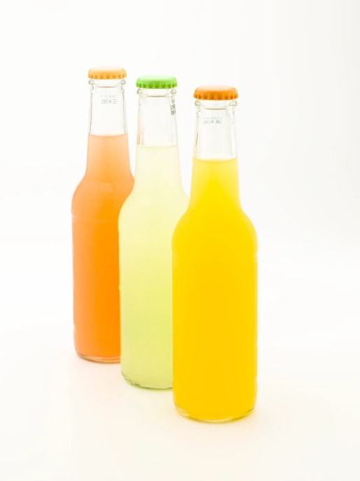 “藍(lán)帽子”迎來(lái)新規(guī)，酒精飲料“保健化”之路遇阻？